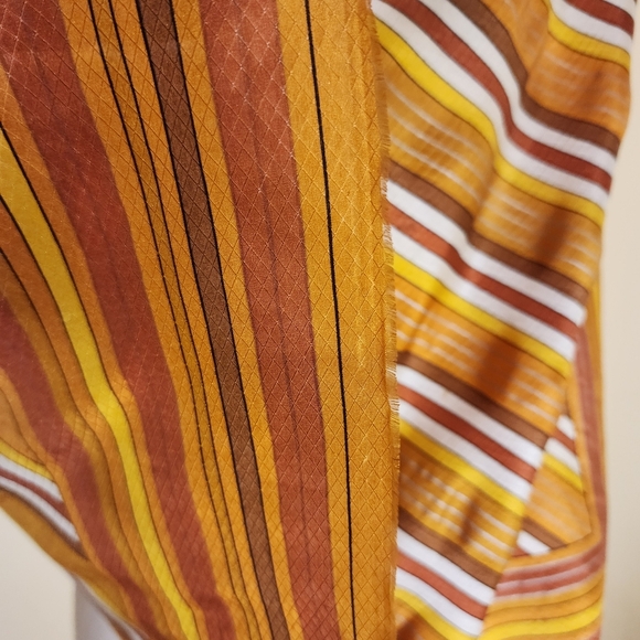 Oscar de la Renta 100% Silk Striped Neck Scarf 30" x 30" - Picture 8 of 12